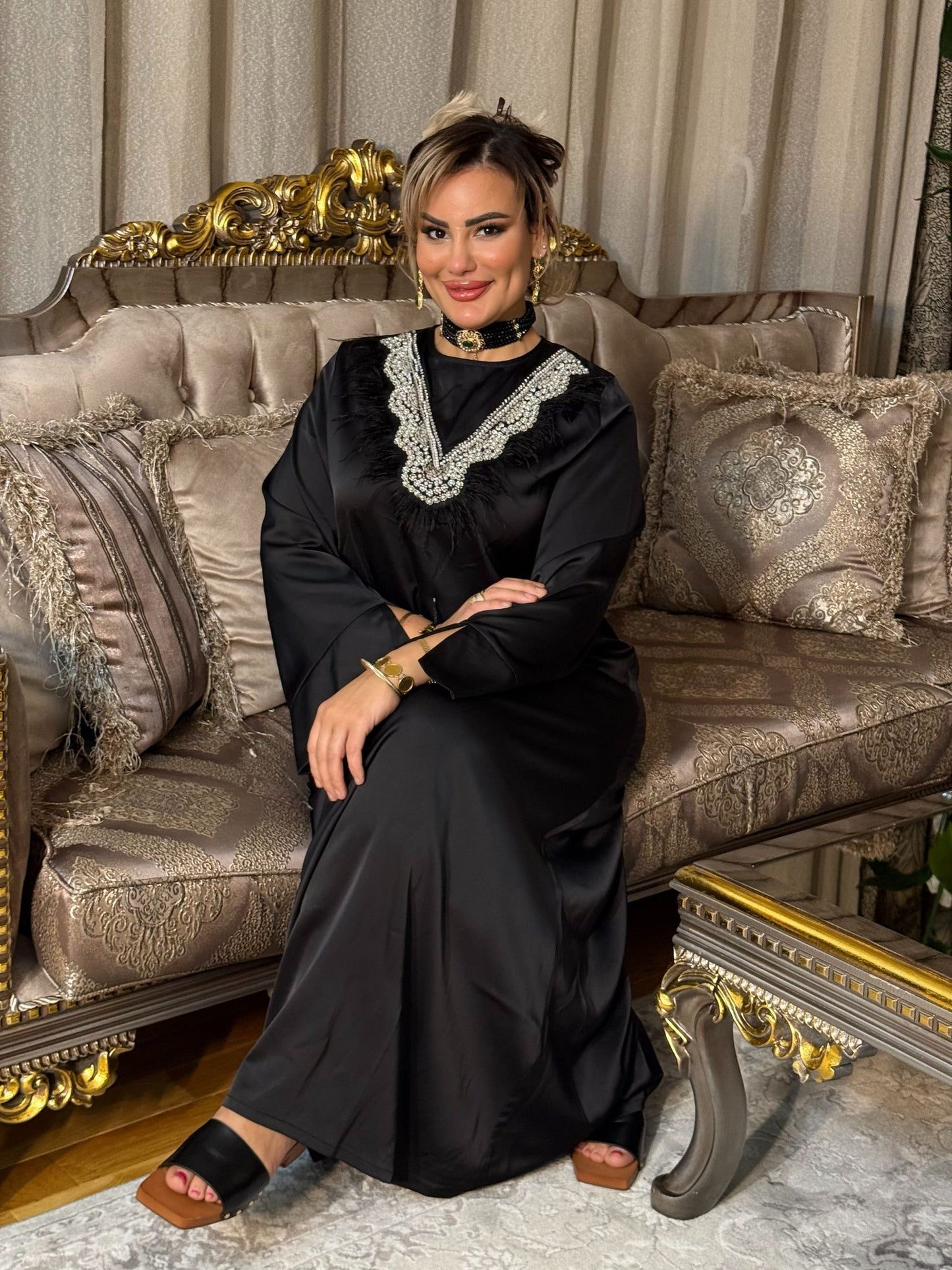 Abaya dora